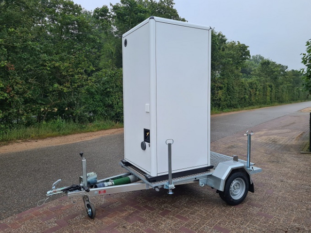 Toiletunit op afvoer linksvoor